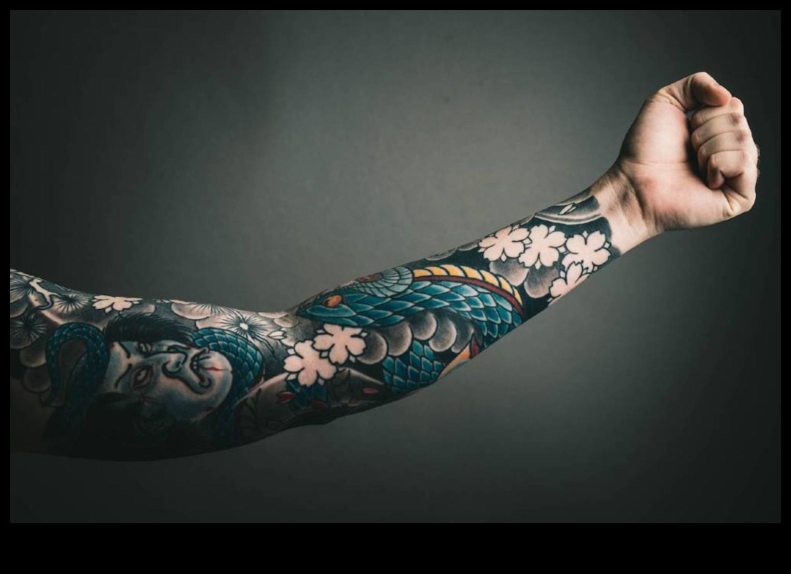 Изкуството на прецизността: разкриване на авангардни техники за татуиране