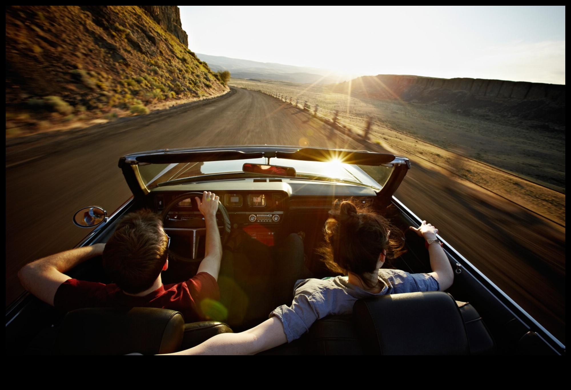 Пътят, по който се пътува по-рядко: класически автомобили и незабравими пътешествия