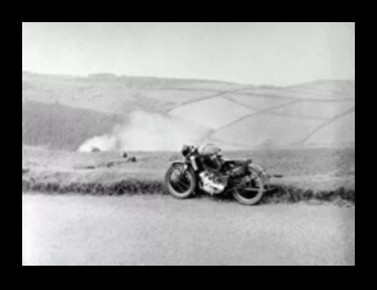 Почитани от времето пътешествия: Ретро автомобили и велосипеди по безкрайни пътища