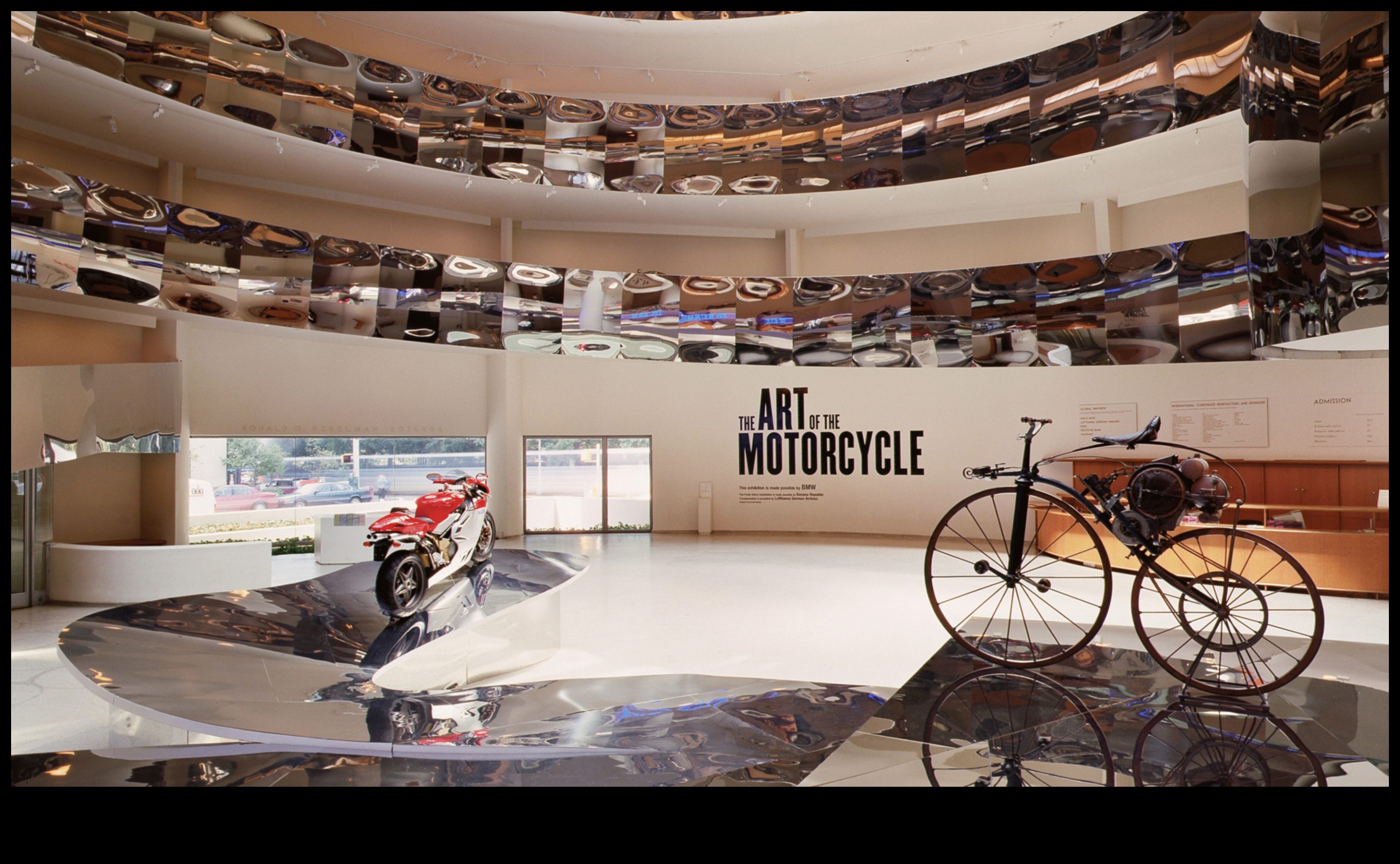 Мотоциклетна муза: артистичните вдъхновения зад дизайна на велосипеди