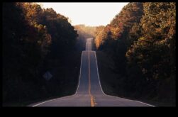 Неравни пътища, плавно шофиране Как офроуд технологията се е развила с стихиите